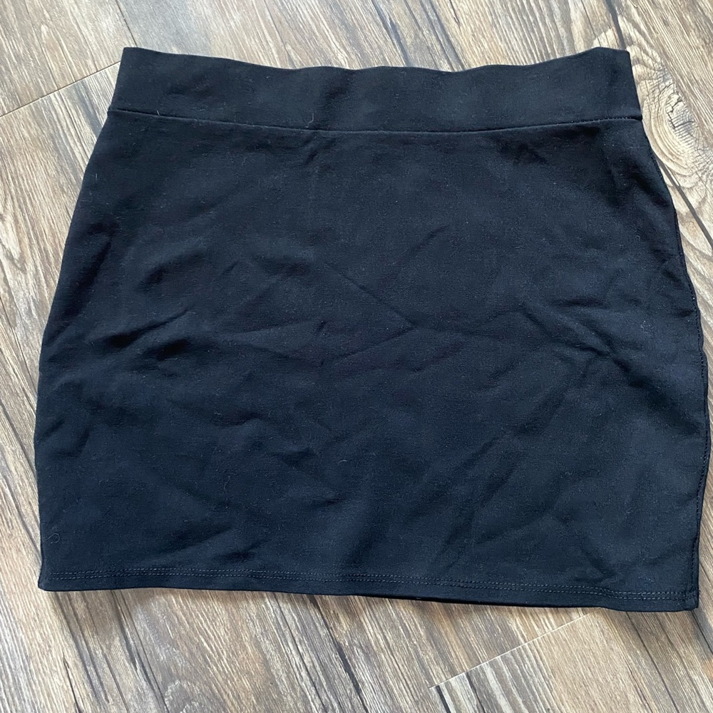black mini skirt
